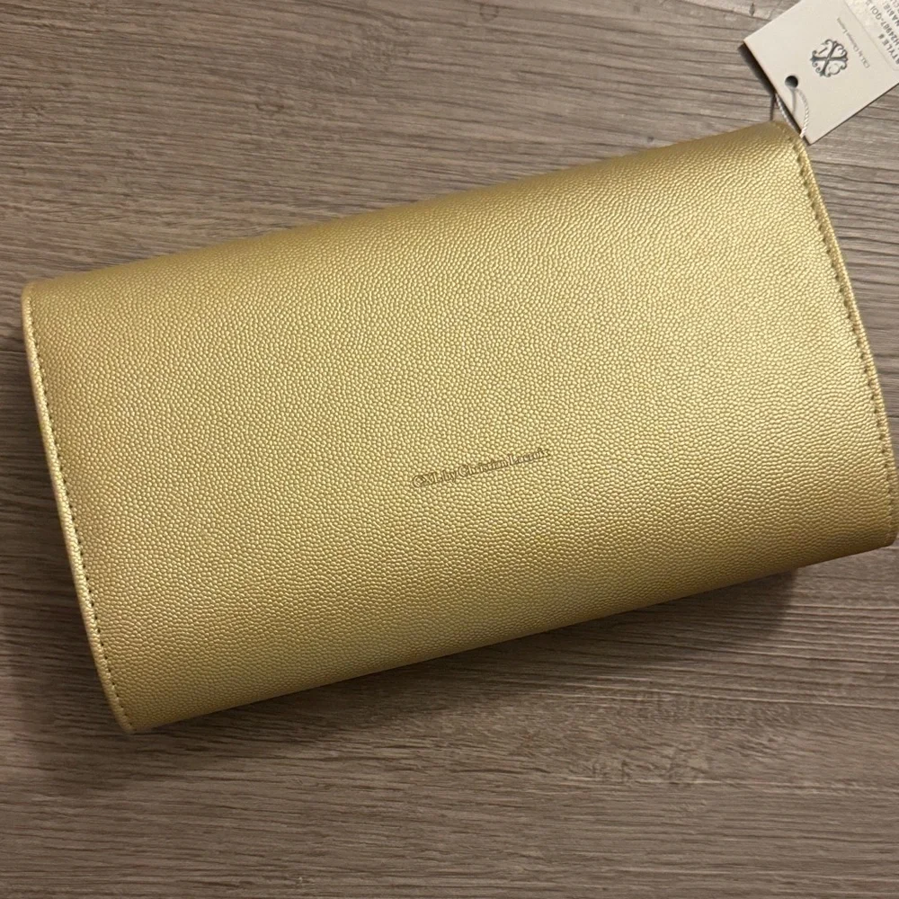 Christian Lacroix Glam Gold Caviar Clutch W/ Crossbody Chain 9” x 5” x 1” NEW ❣️